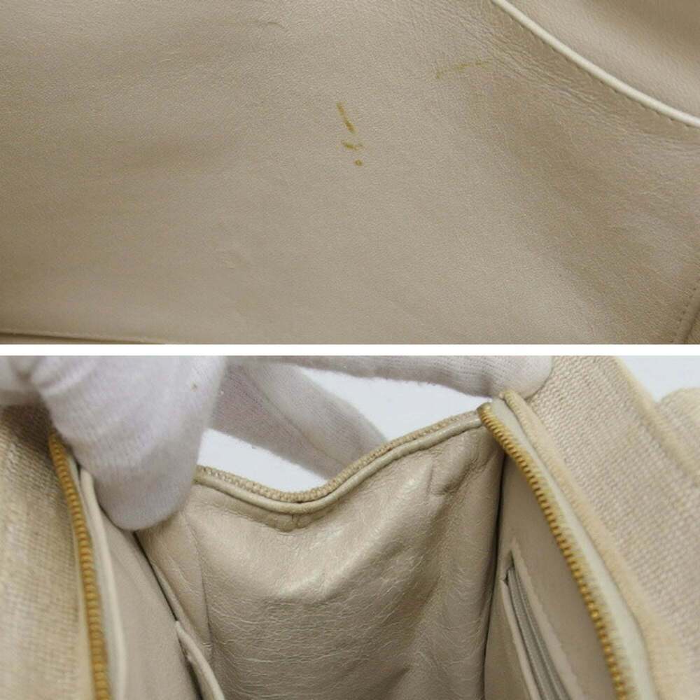 CHANEL Cream Canvas Shoulder Bag - Picture 9 of 11